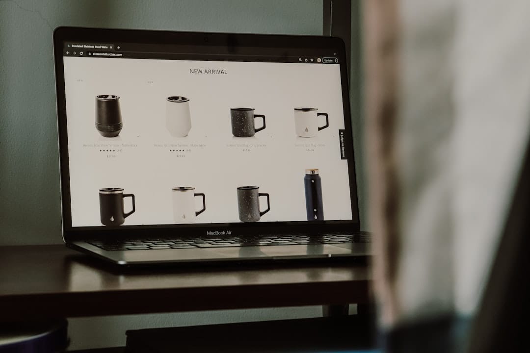 Internal linking diagram showing category pages connecting to product pages for e-commerce SEO