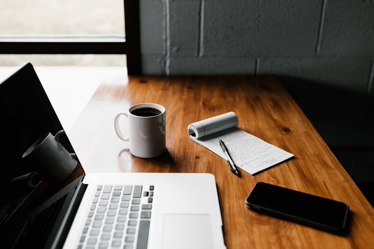 Content that Converts: Writing for Both Humans and Algorithms